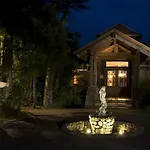 Yan Kee Way Lodge